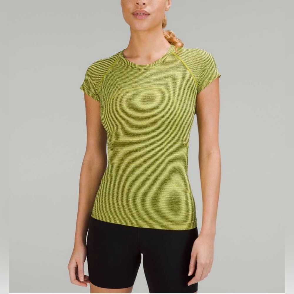 🍋Lululemon Swiftly Tech Short Sleeve 2.0, NWT
